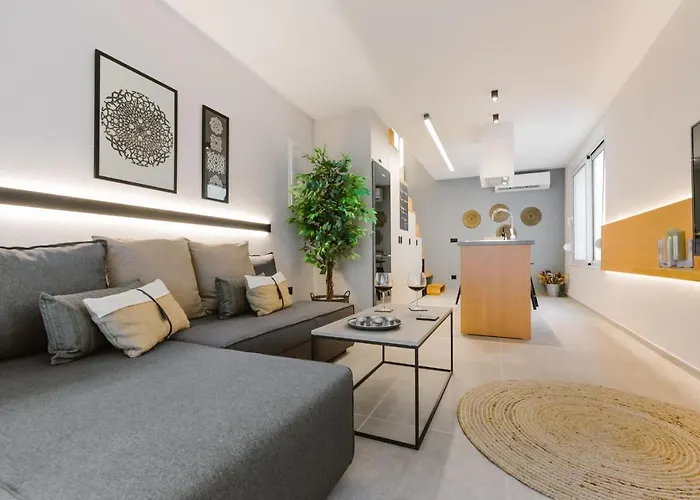 Manolis Loft Apartment, Rhodes Town