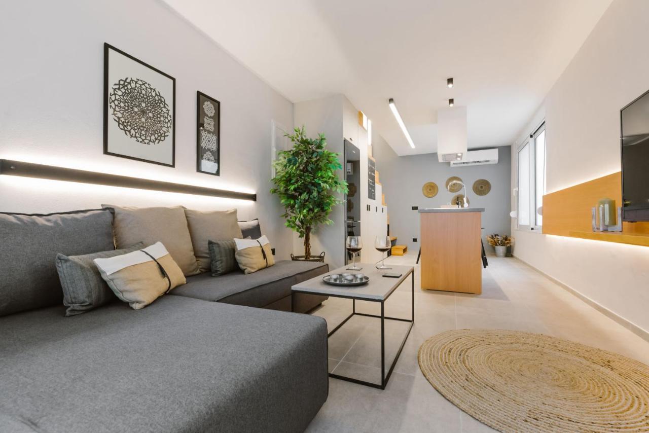 Manolis Loft Apartment, Rhodes Town Апартаменты