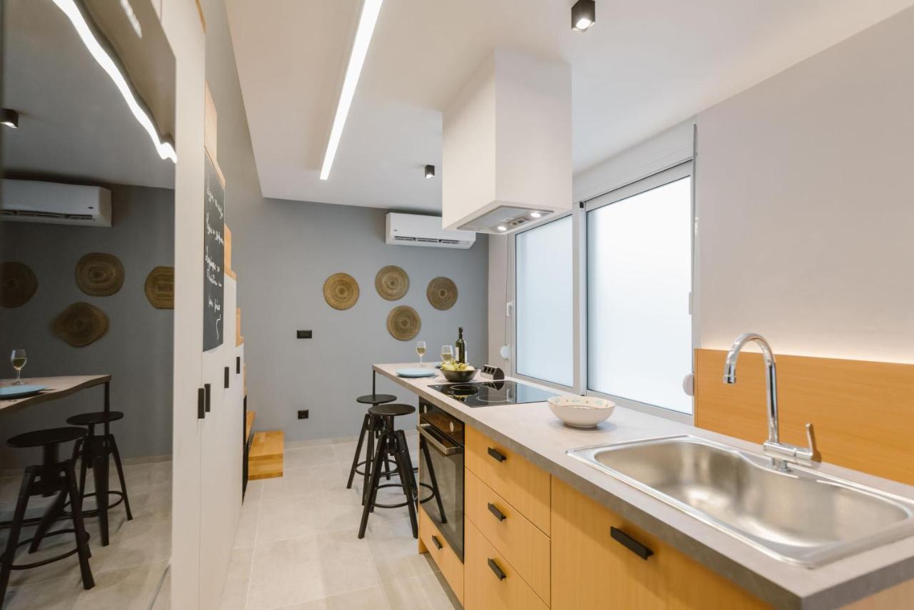 Апартаменты Manolis Loft Apartment, Rhodes Town *